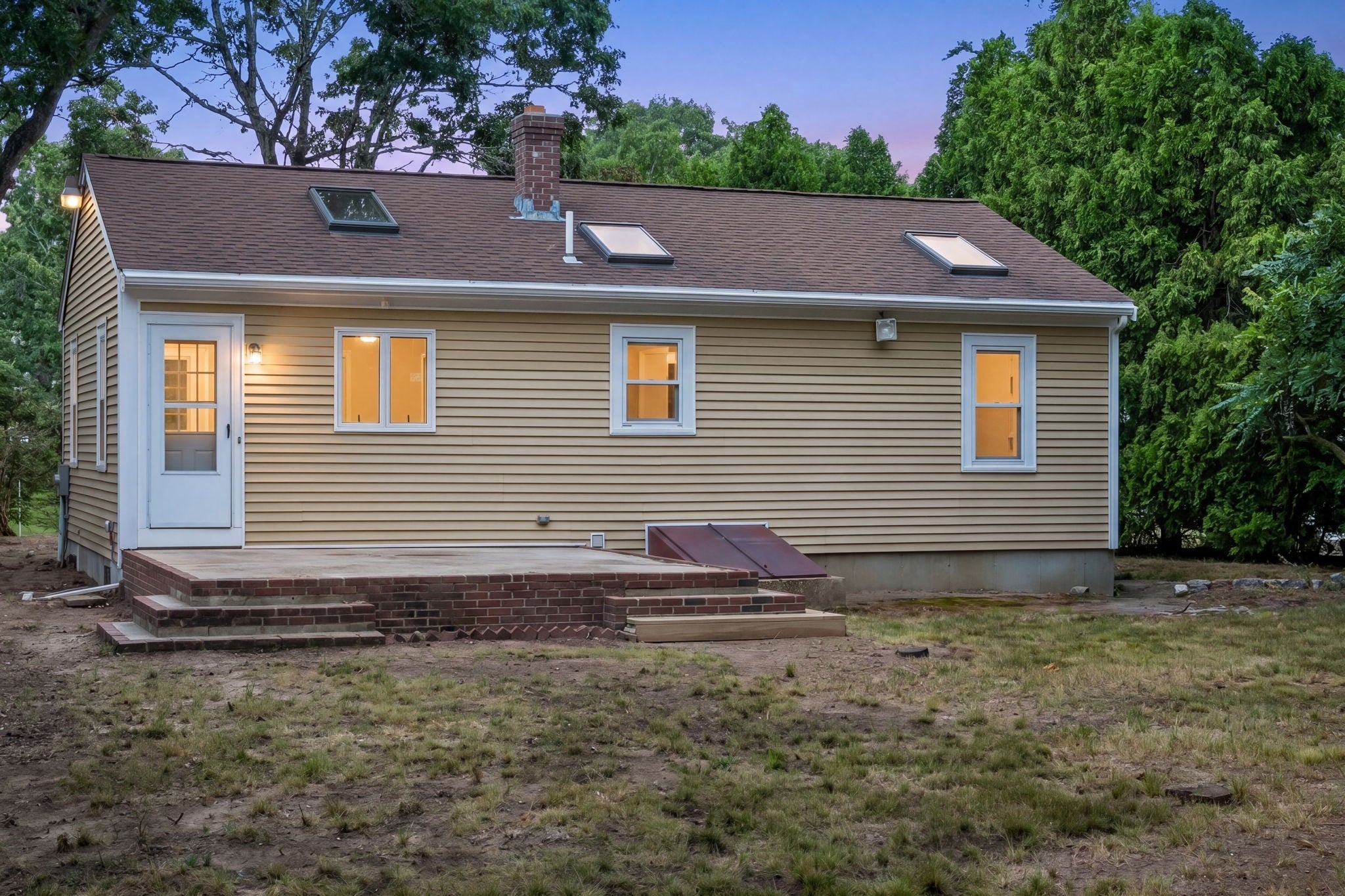 123 Elain Ave