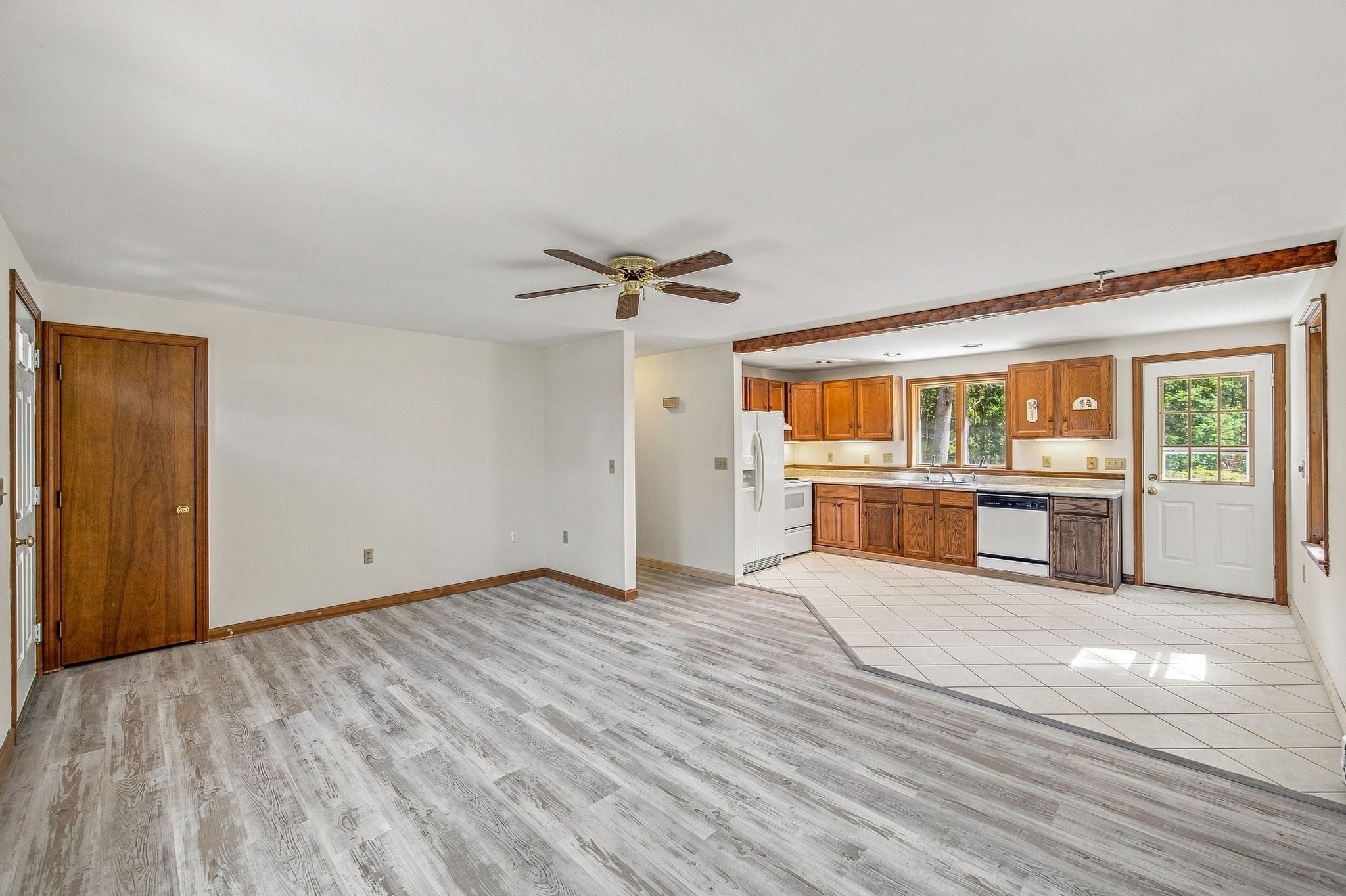 123 Elain Ave