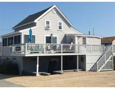 9 16th Street WINTER Newbury MA 01951