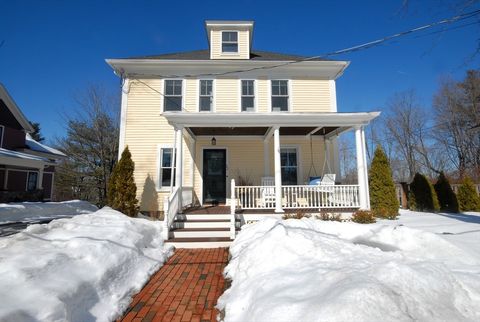 Photo of 32 Highland Street, Concord, MA 01742 (MLS # 73485309)