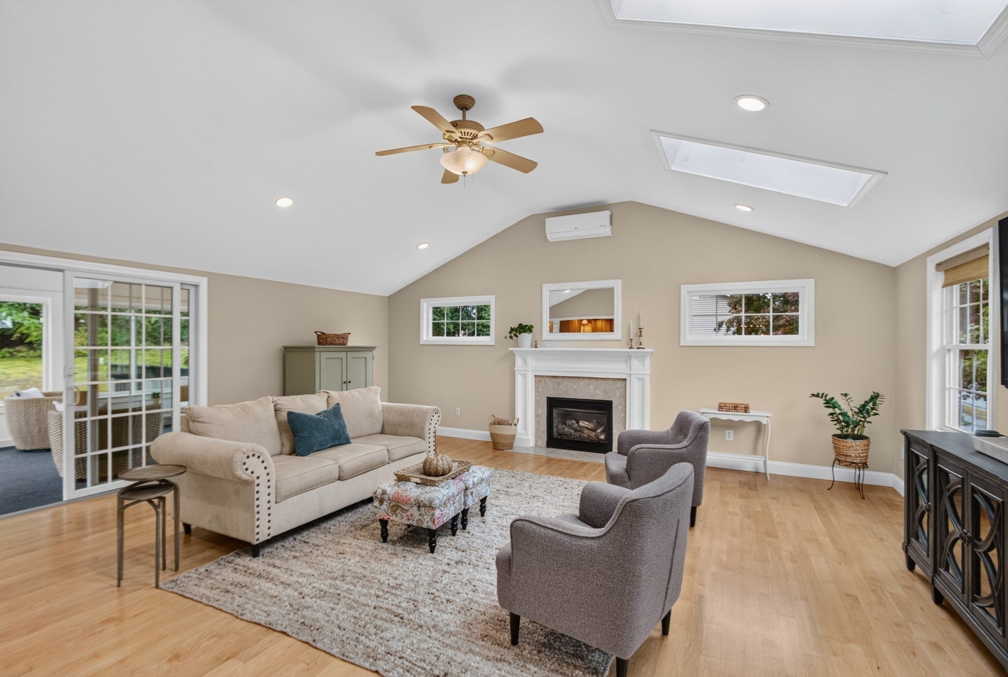 9 Dawn Drive, Chelmsford, MA Photo #14