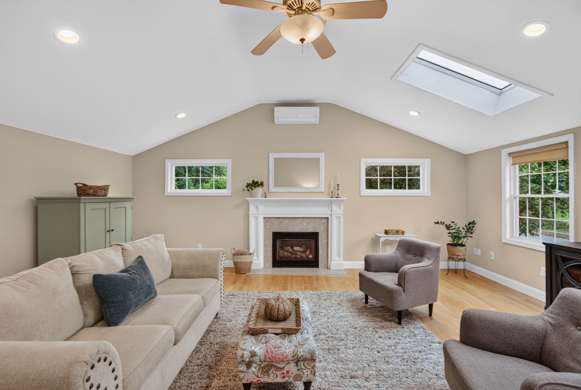 9 Dawn Drive, Chelmsford, MA Photo #13