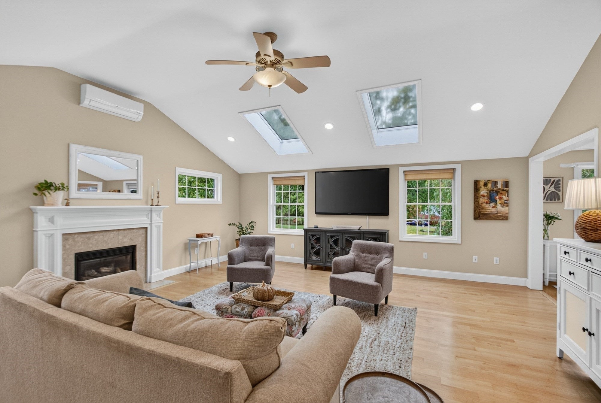 9 Dawn Drive, Chelmsford, MA Photo #12