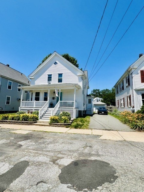 61 King St