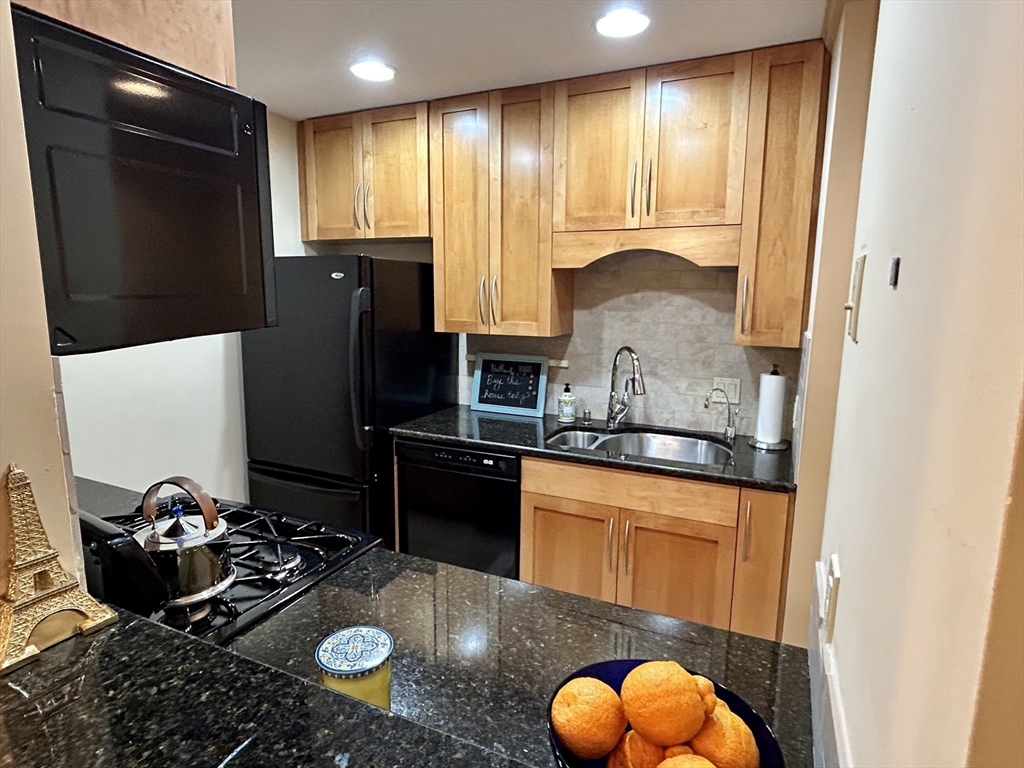97 Anderer Lane 105