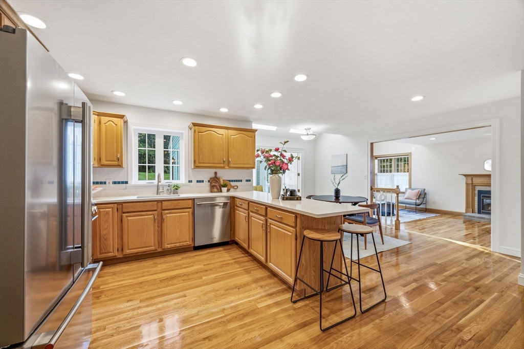 23 Piccadilly Way, Westborough, MA Photo #6