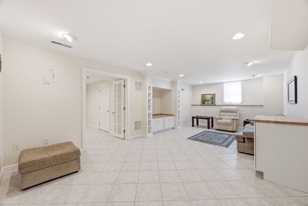 23 Piccadilly Way, Westborough, MA Photo #25