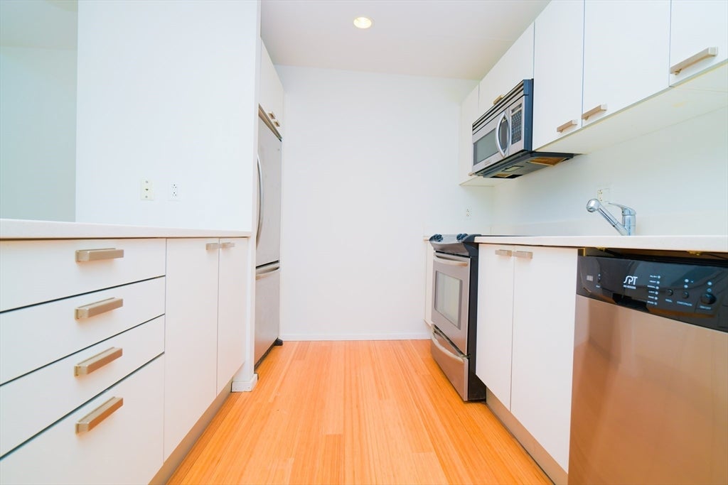 1 Earhart Street #311, Cambridge, MA, 1 Earhart Street #311, Cambridge, MA Photo #4