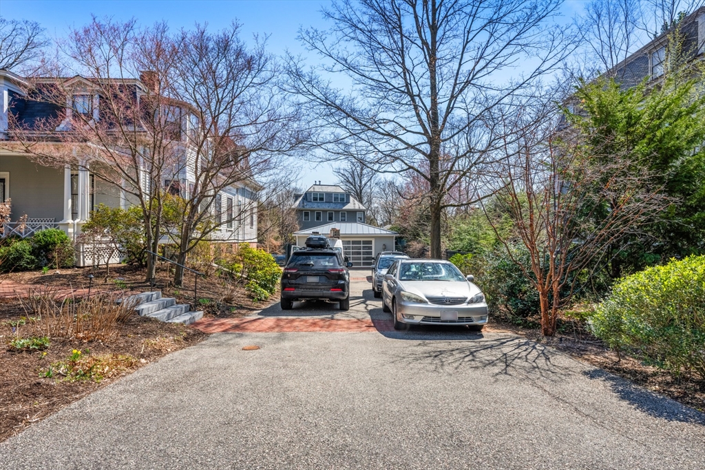 14 Craigie St #1A, Cambridge, MA Photo #17