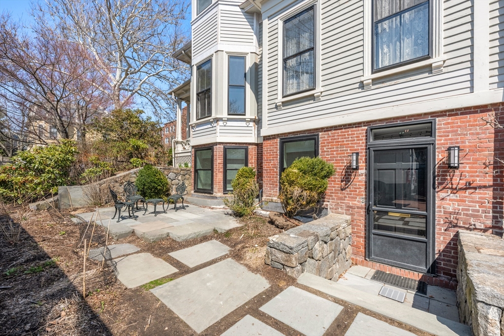 14 Craigie St #1A, Cambridge, MA Photo #15