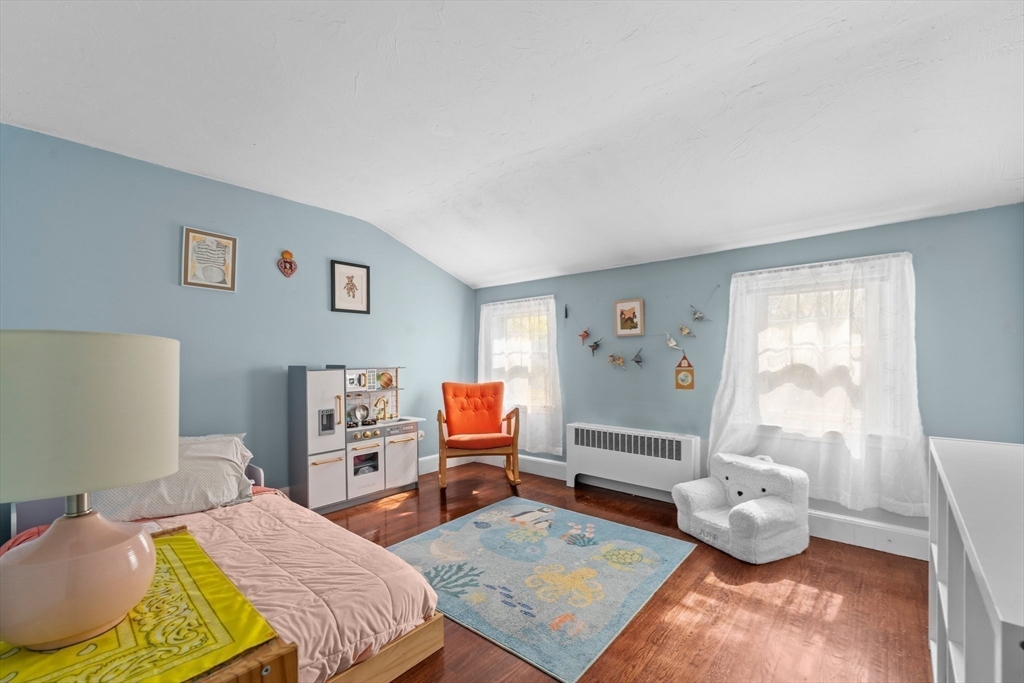 Dedham, Massachusetts 02026, United States, 3 Bedrooms Bedrooms, ,2 BathroomsBathrooms,Residential,Active,116069