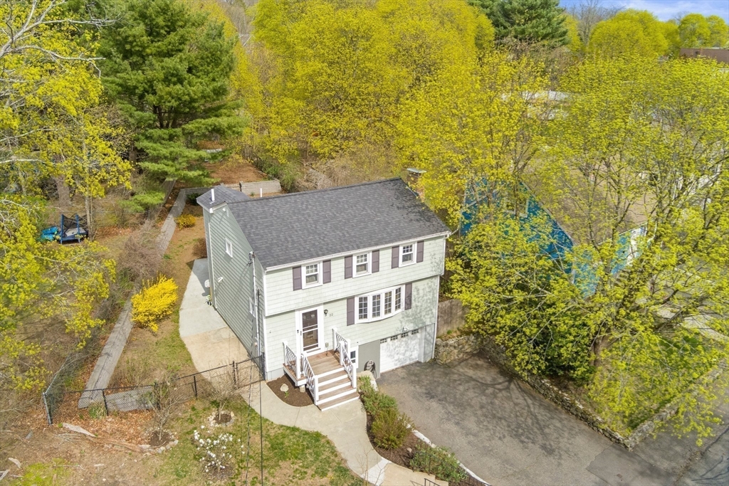 Dedham, Massachusetts 02026, United States, 3 Bedrooms Bedrooms, ,2 BathroomsBathrooms,Residential,Active,116069