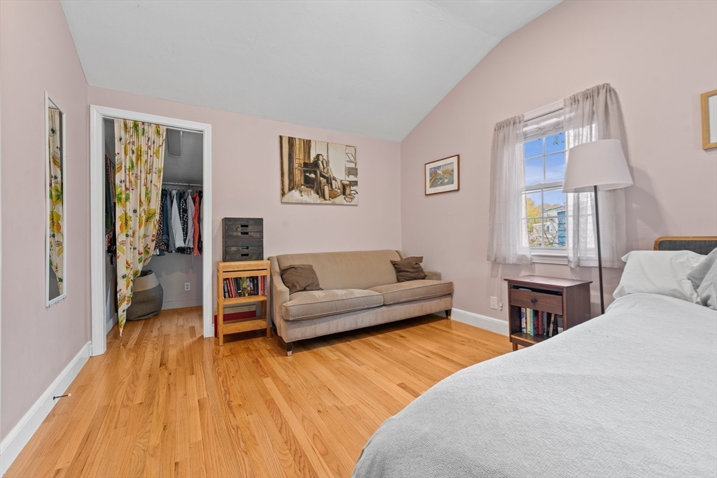 Dedham, Massachusetts 02026, United States, 3 Bedrooms Bedrooms, ,2 BathroomsBathrooms,Residential,Active,116069