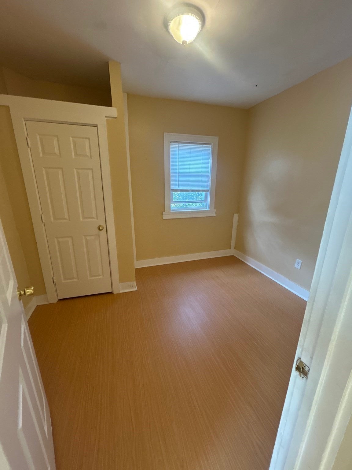 957 Warren Avenue, Brockton, MA, 957 Warren Avenue, Brockton, MA Photo #8