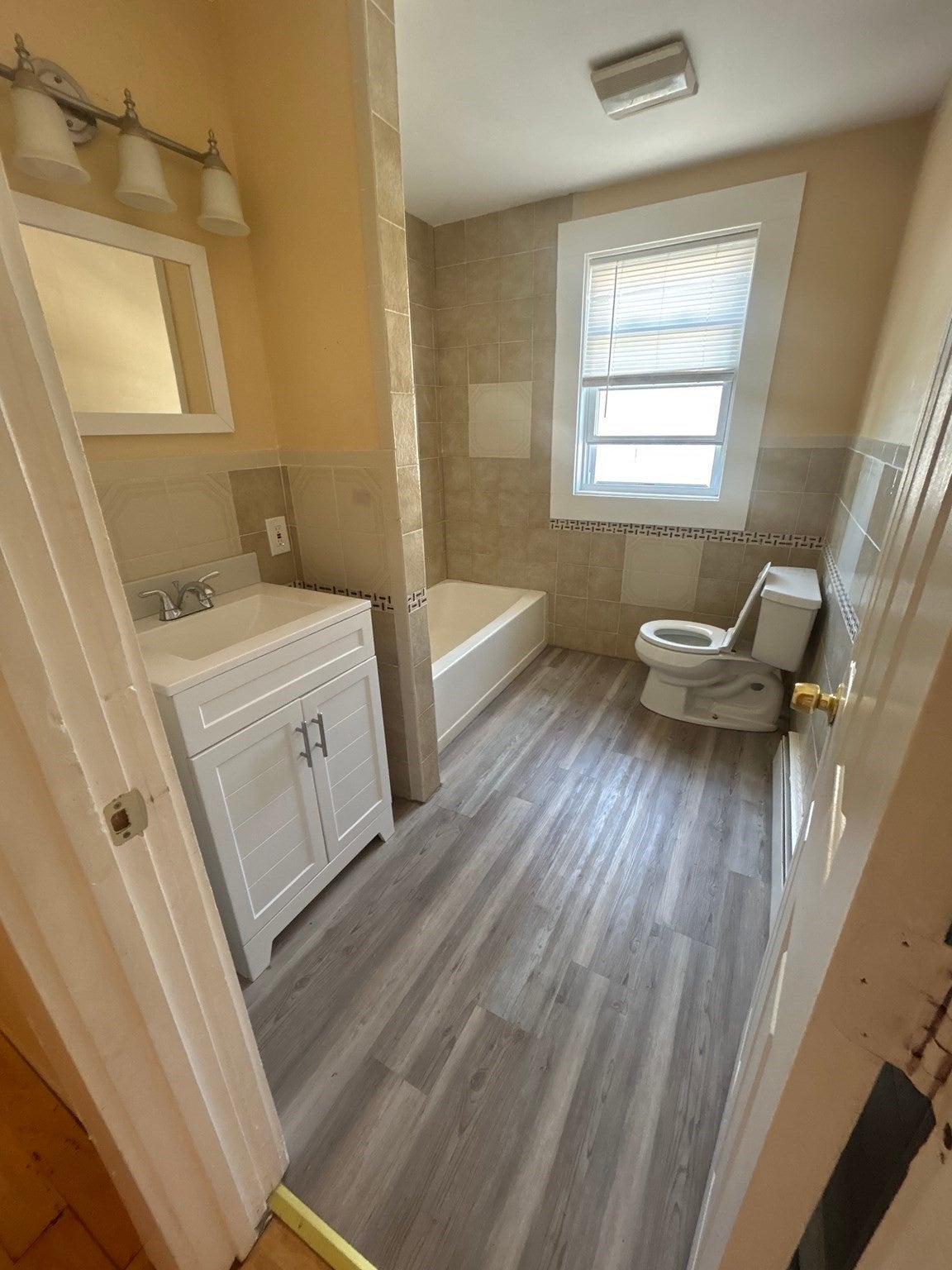 957 Warren Avenue, Brockton, MA, 957 Warren Avenue, Brockton, MA Photo #11