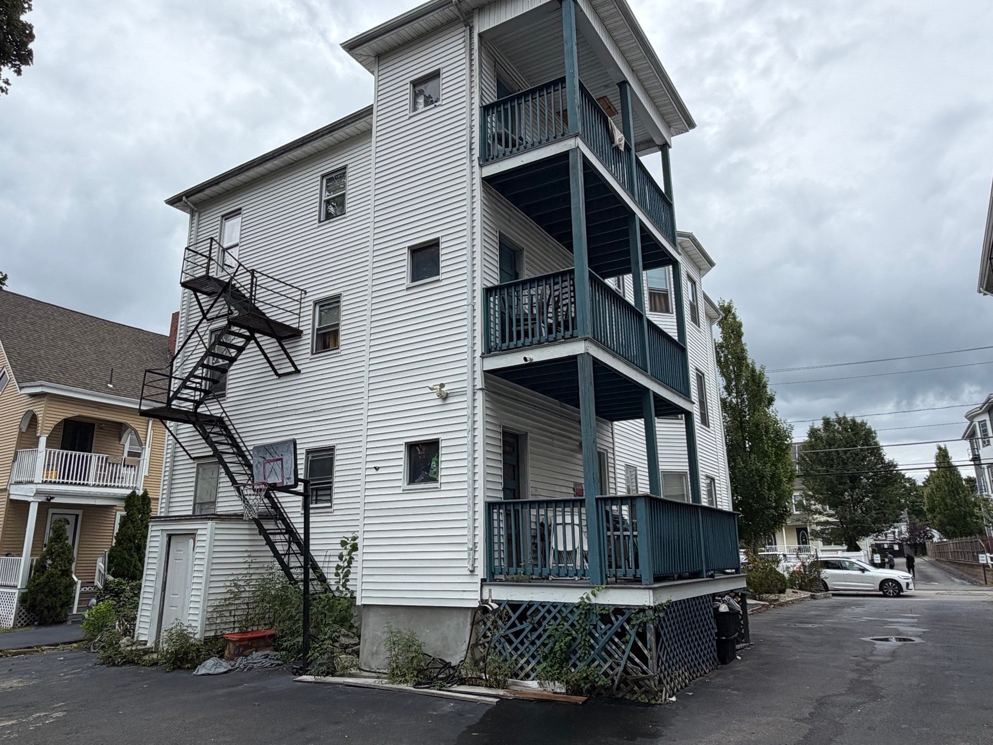 957 Warren Avenue, Brockton, MA, 957 Warren Avenue, Brockton, MA Photo #3