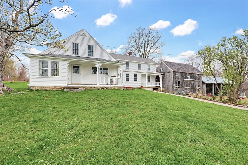 Photo: 300 Stone Rd, Oakham, MA