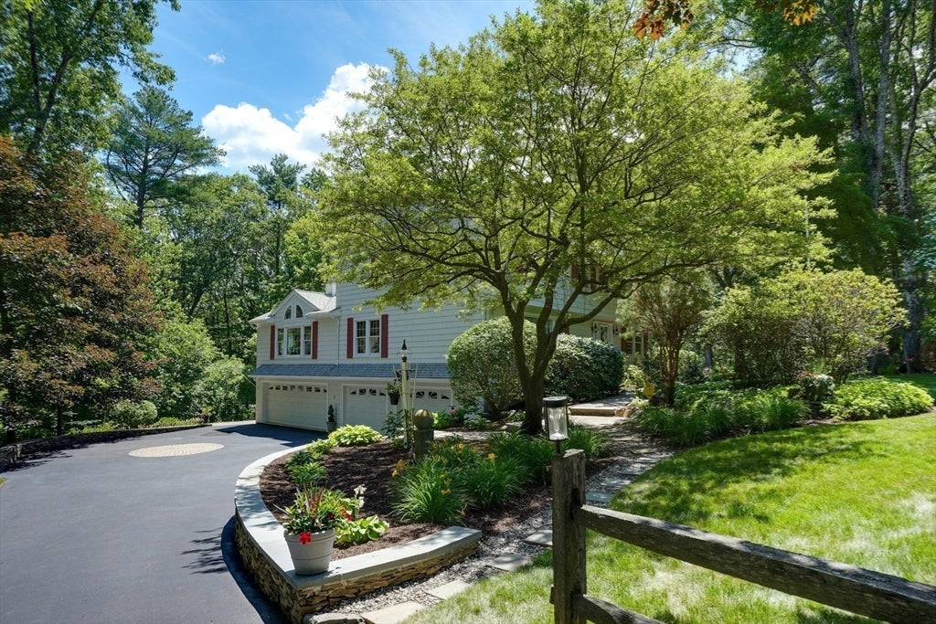 15 Carter Drive