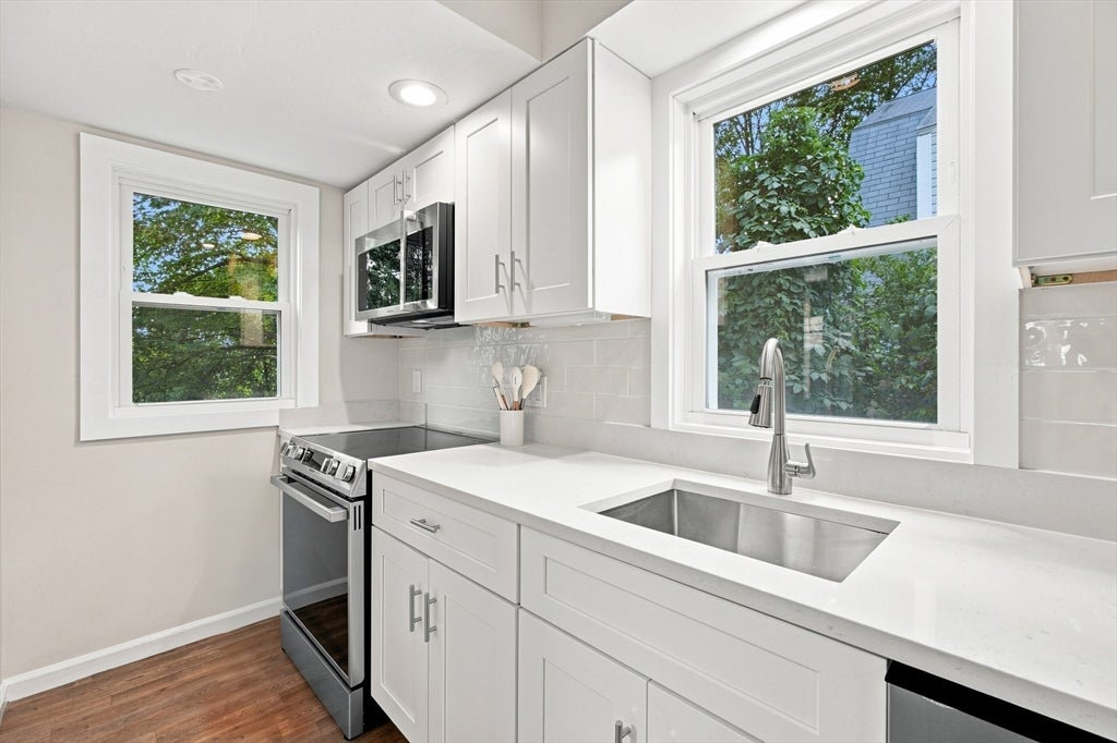 31 Barnard Rd, Worcester, MA, 31 Barnard Rd, Worcester, MA Photo #11
