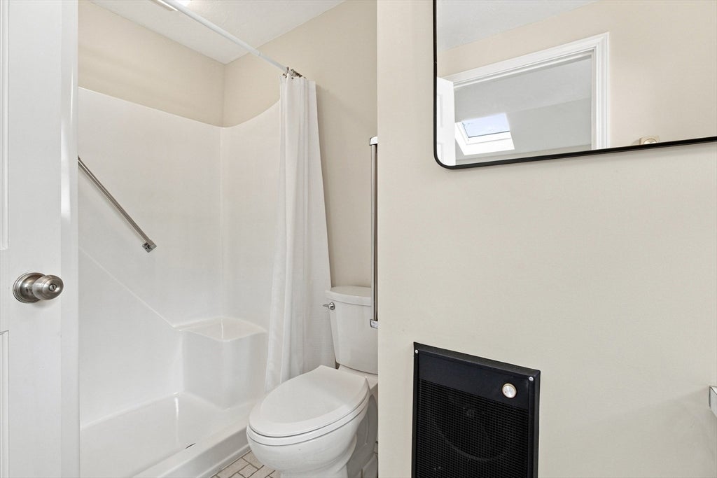 31 Barnard Rd, Worcester, MA, 31 Barnard Rd, Worcester, MA Photo #16