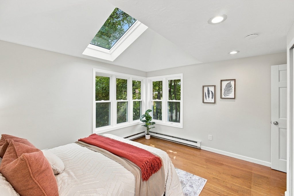 31 Barnard Rd, Worcester, MA, 31 Barnard Rd, Worcester, MA Photo #14