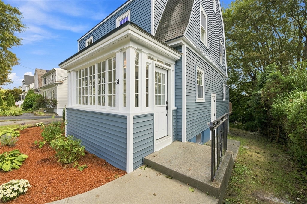 31 Barnard Rd, Worcester, MA, 31 Barnard Rd, Worcester, MA Photo #2