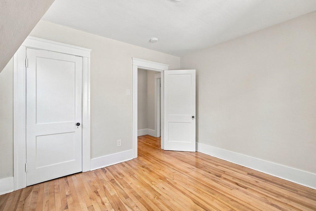 31 Barnard Rd, Worcester, MA, 31 Barnard Rd, Worcester, MA Photo #23