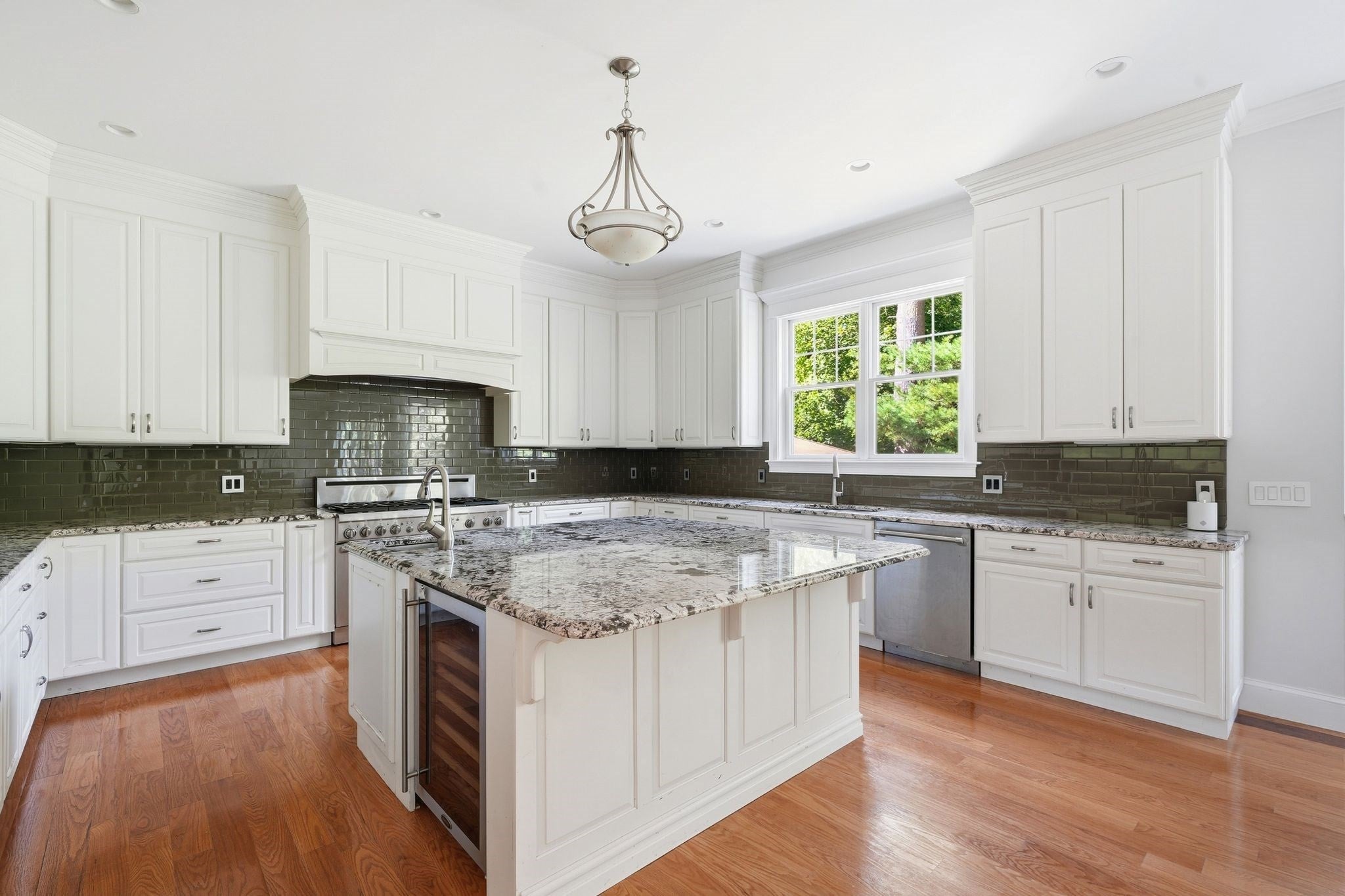 80 High Rock Ter, Newton, MA, 80 High Rock Ter, Newton, MA Photo #13