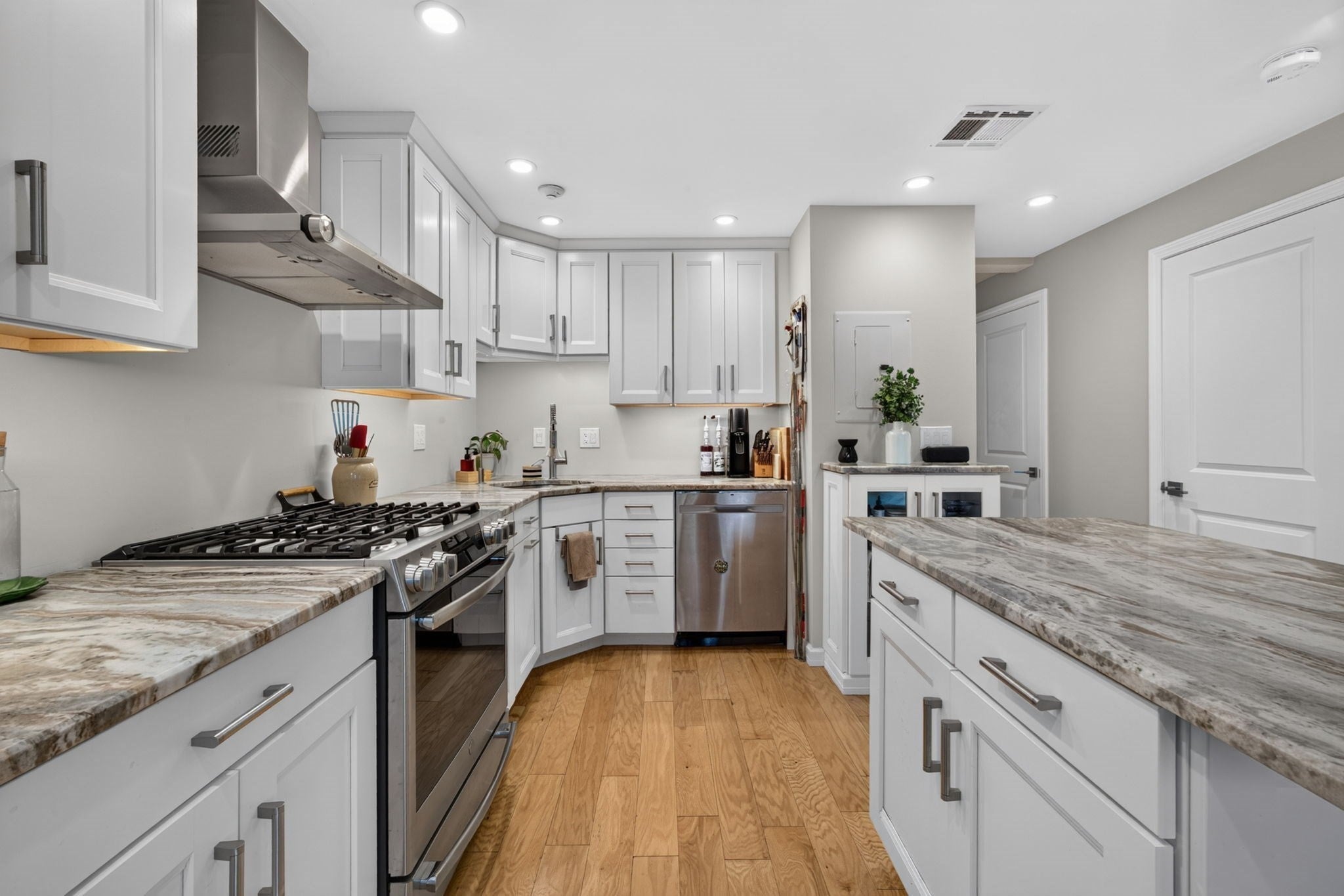52 Warren St 2