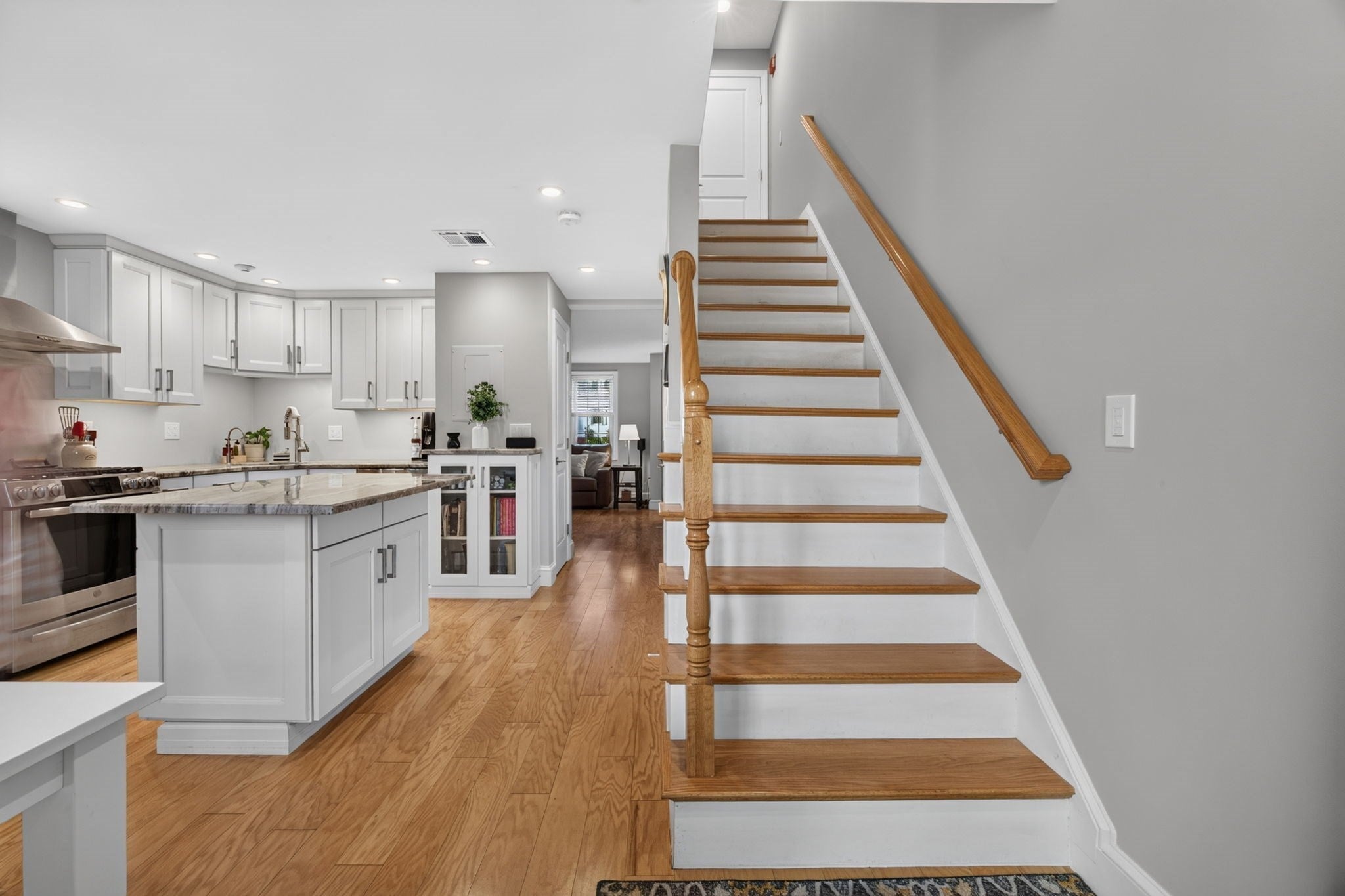 52 Warren St #2, Peabody, MA, 52 Warren St #2, Peabody, MA Photo #9