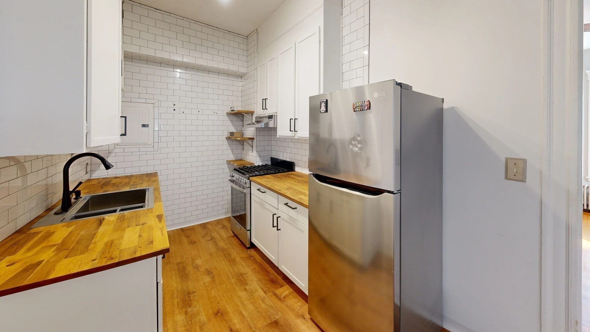 1945 Commonwealth Ave 7