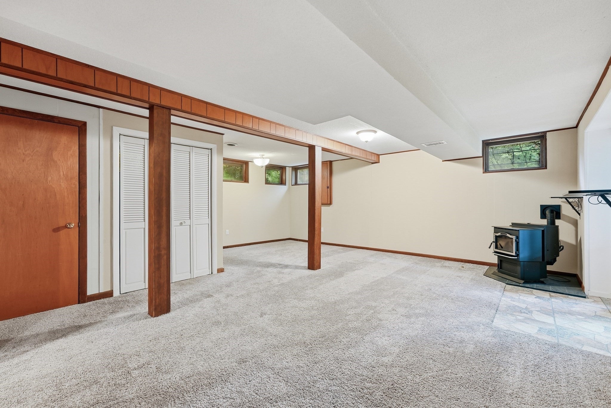 9 Flintlock Ln, Amherst, MA Photo #29