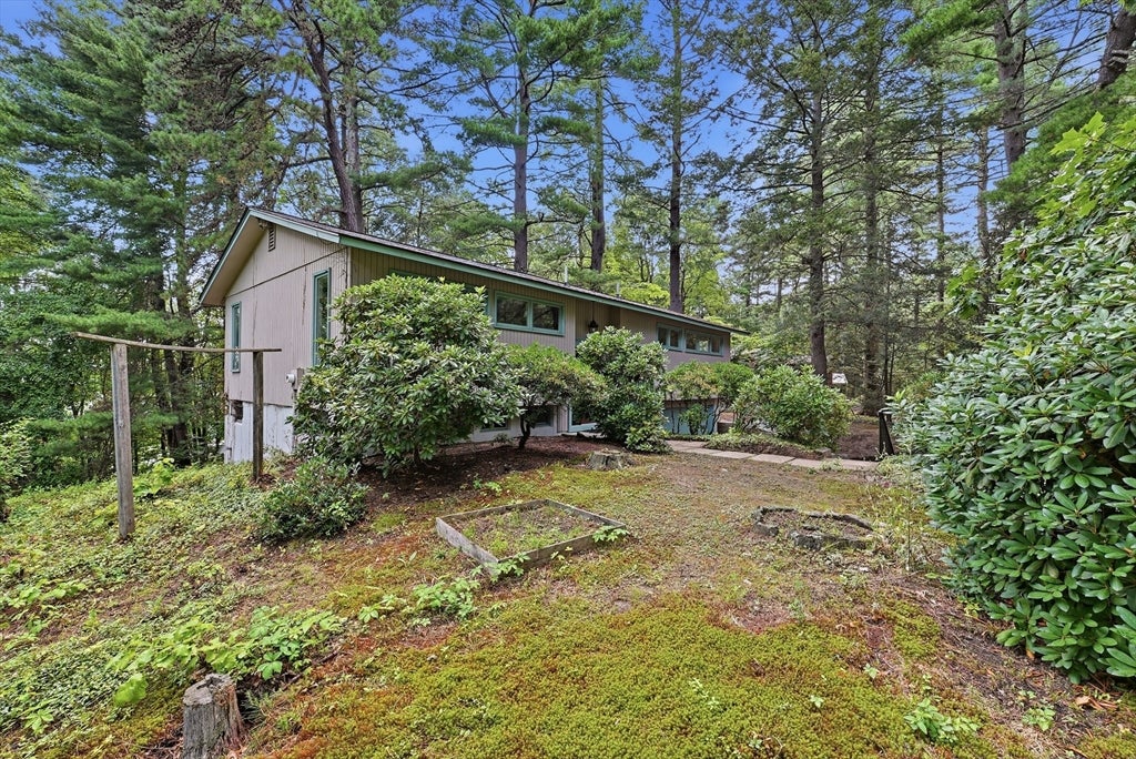 9 Flintlock Ln, Amherst, MA, 9 Flintlock Ln, Amherst, MA Photo #37