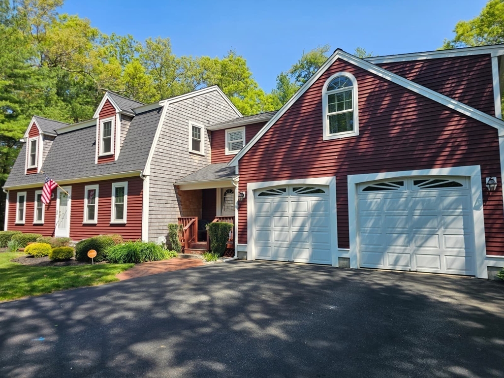 2 Center Hill Rd