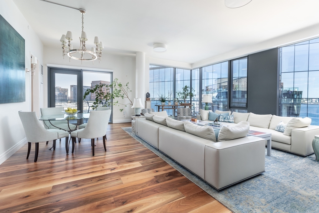300 Pier 4 Blvd PHM