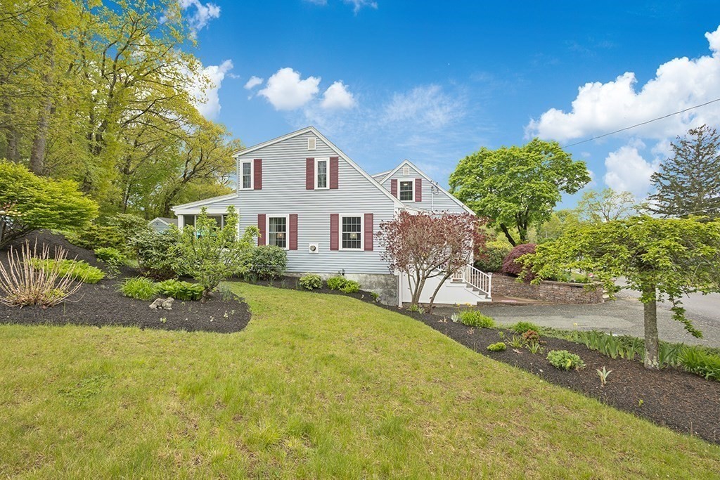 13 Meadowview Road