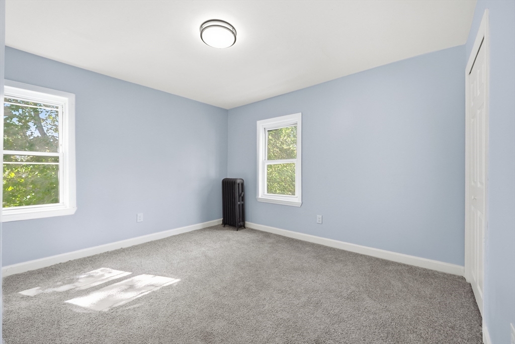 1045 Middlesex St, Lowell, MA Photo #26