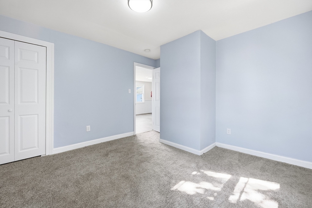 1045 Middlesex St, Lowell, MA Photo #27