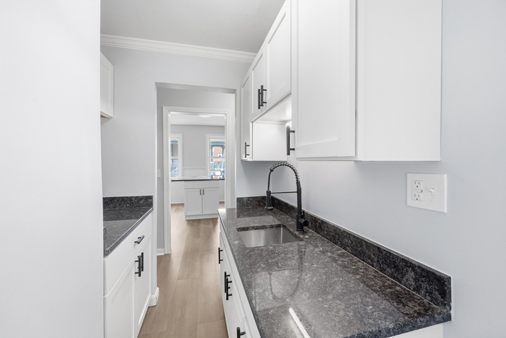 1045 Middlesex St, Lowell, MA Photo #9