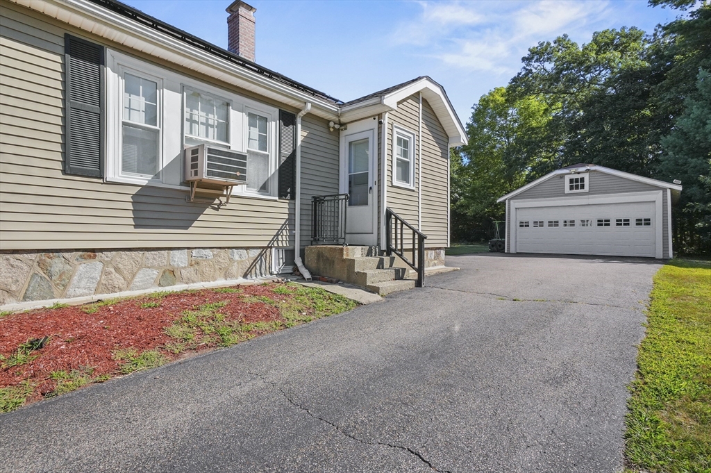 34 Carl Avenue