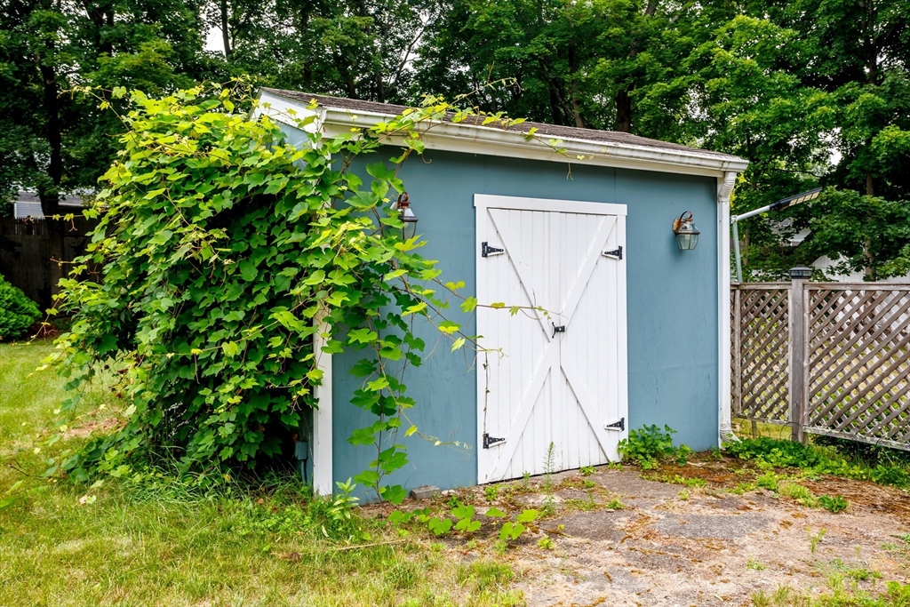 48R Manchester St, Leominster, MA Photo #6