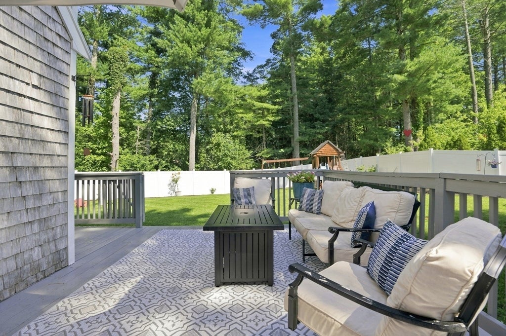 7 Lascala Ave, Plymouth, MA Photo #35