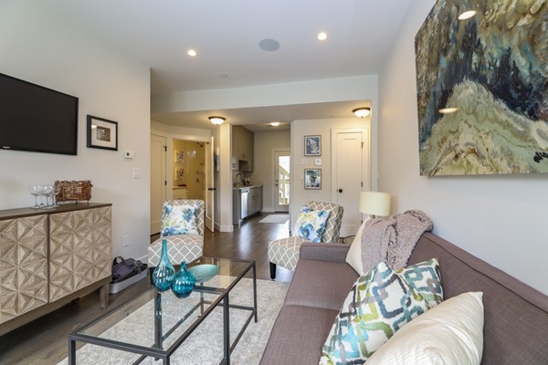45 Clement Avenue 1