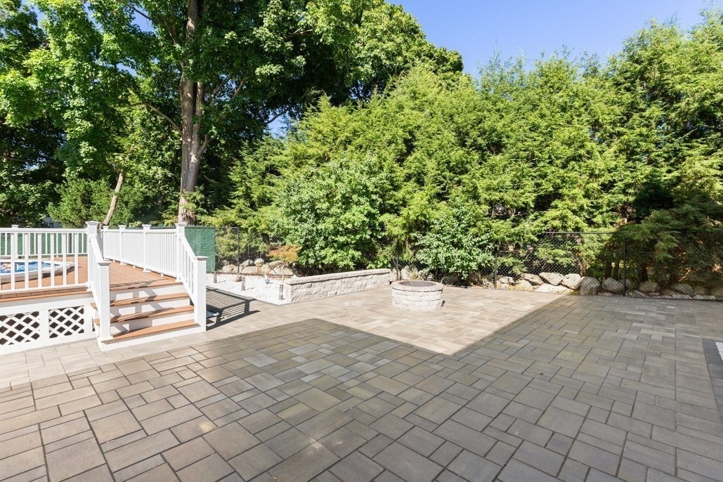 5 Green Meadow Dr, Lynnfield, MA, 5 Green Meadow Dr, Lynnfield, MA Photo #41