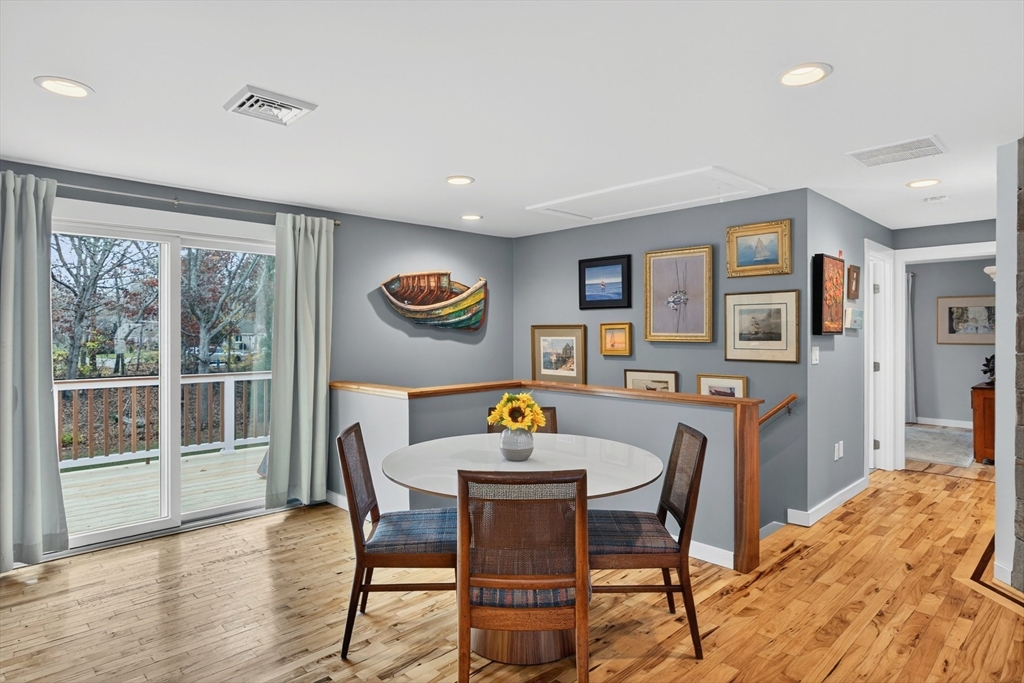 Harwich, Massachusetts 02645, United States, 3 Bedrooms Bedrooms, ,3 BathroomsBathrooms,Residential,Active,246368