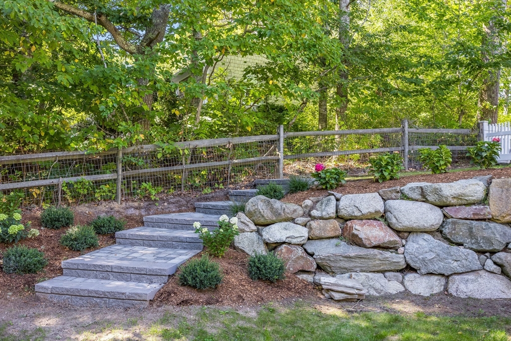 Harwich, Massachusetts 02645, United States, 3 Bedrooms Bedrooms, ,3 BathroomsBathrooms,Residential,Active,246368