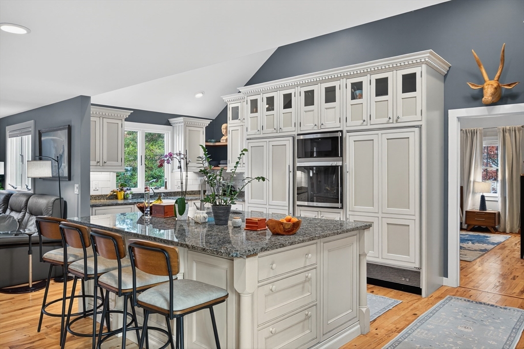 Harwich, Massachusetts 02645, United States, 3 Bedrooms Bedrooms, ,3 BathroomsBathrooms,Residential,Active,246368