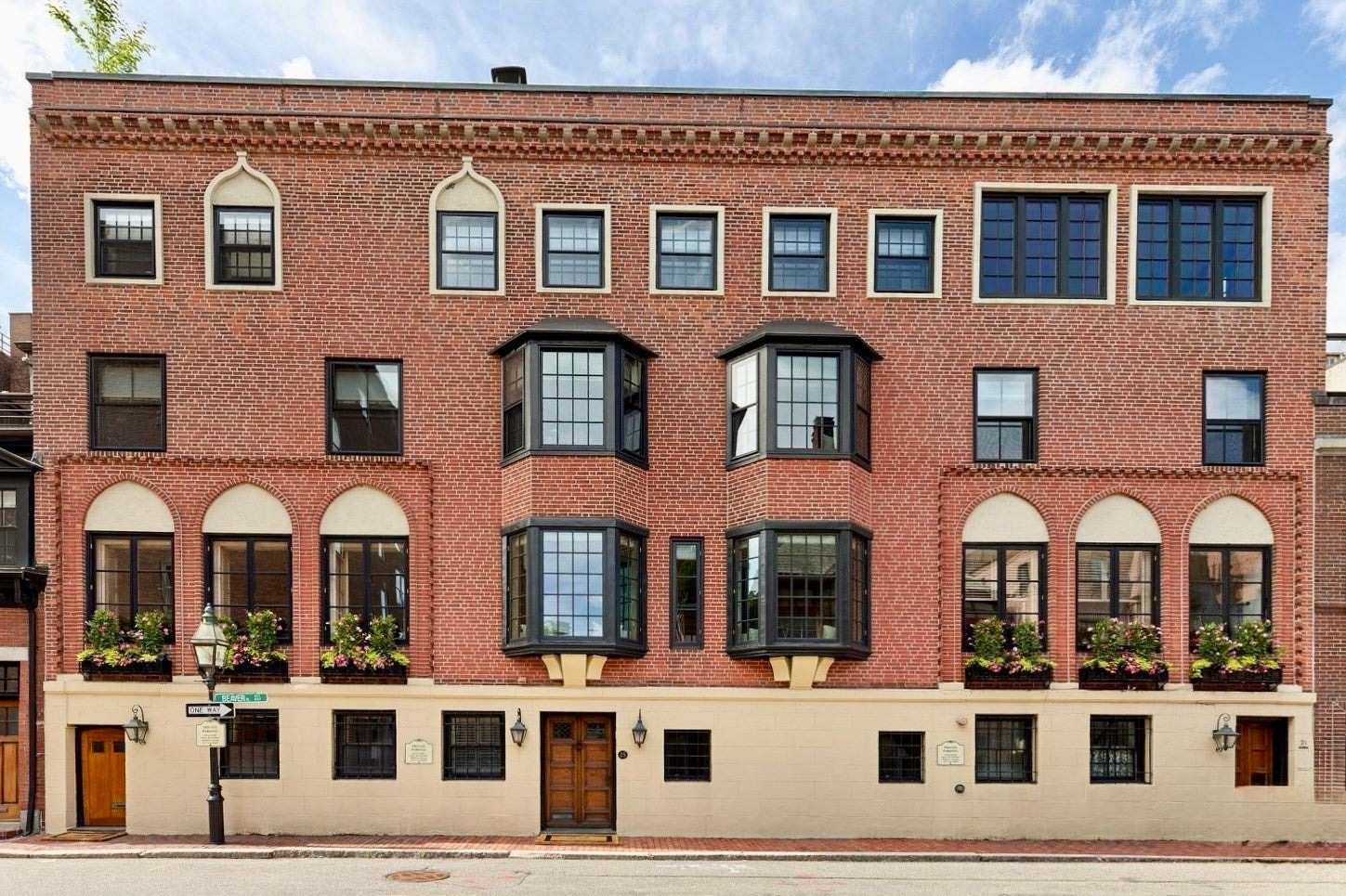 23-25 Beaver Place, Boston MA 02108