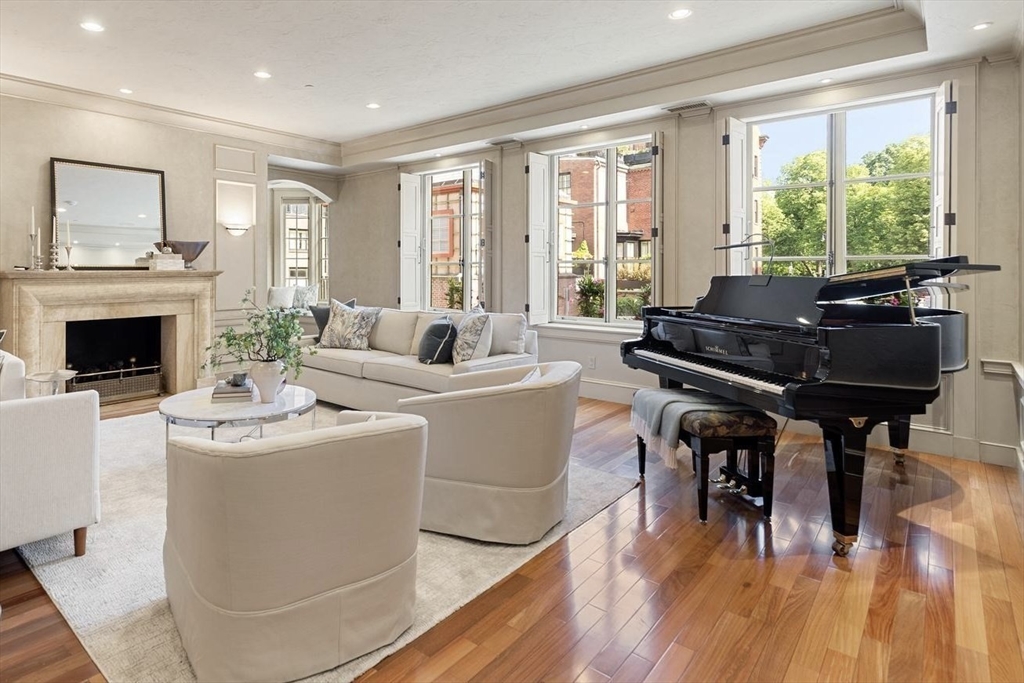 23-25 Beaver Place