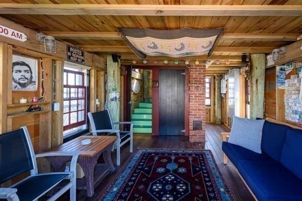 Edgartown, Massachusetts 02539, United States, 4 Bedrooms Bedrooms, ,5 BathroomsBathrooms,Residential,Active,68511